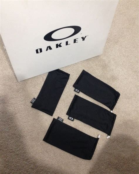 fake oakley microfiber bag|oakley sunglasses pouch.